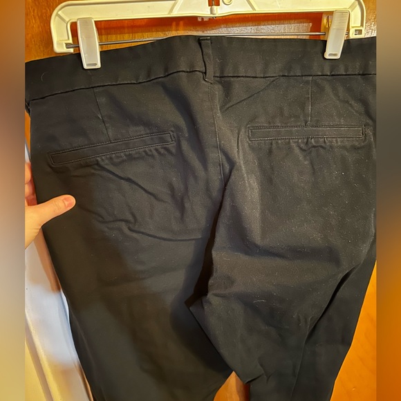 Black front split pixie pants - Picture 2 of 7